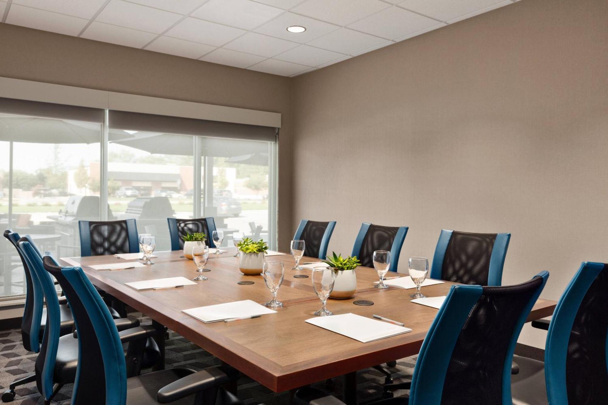 Towneplace Suites Cedar Rapids Marion Экстерьер фото