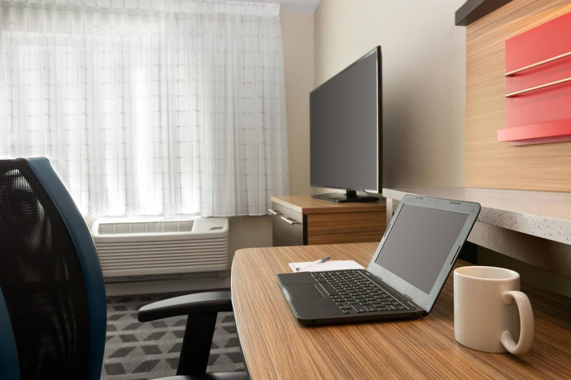 Towneplace Suites Cedar Rapids Marion Экстерьер фото