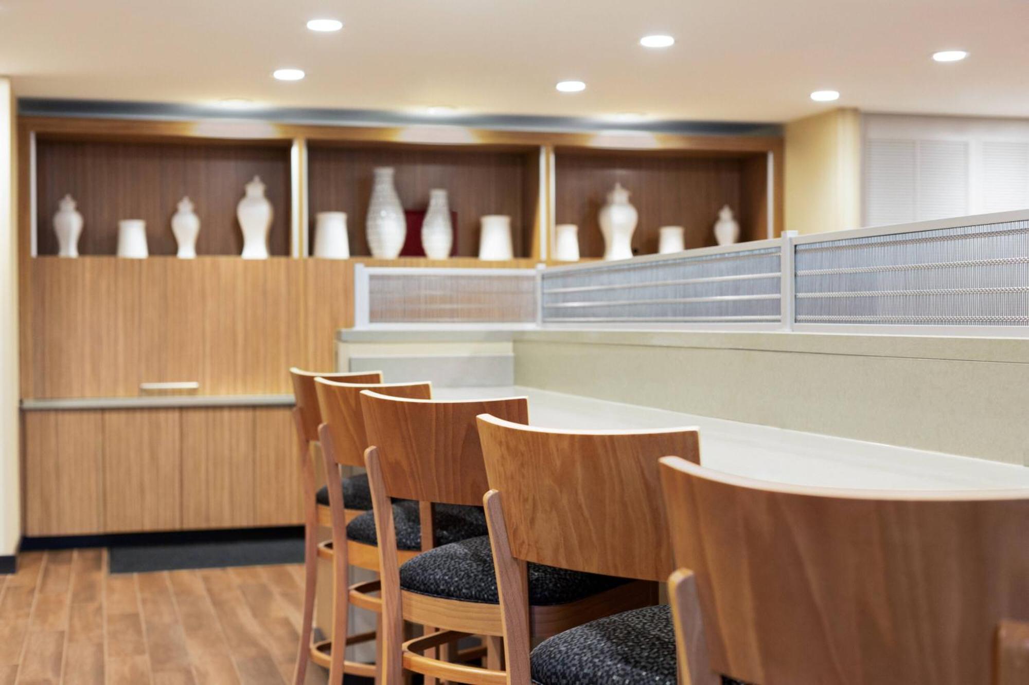 Towneplace Suites Cedar Rapids Marion Экстерьер фото