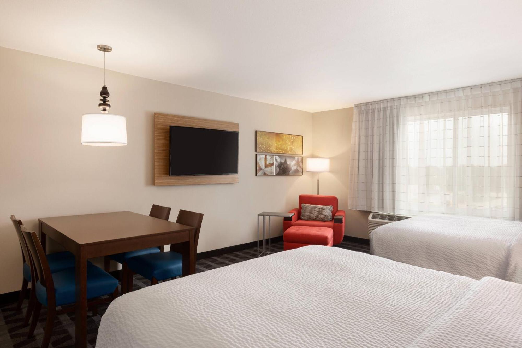 Towneplace Suites Cedar Rapids Marion Экстерьер фото