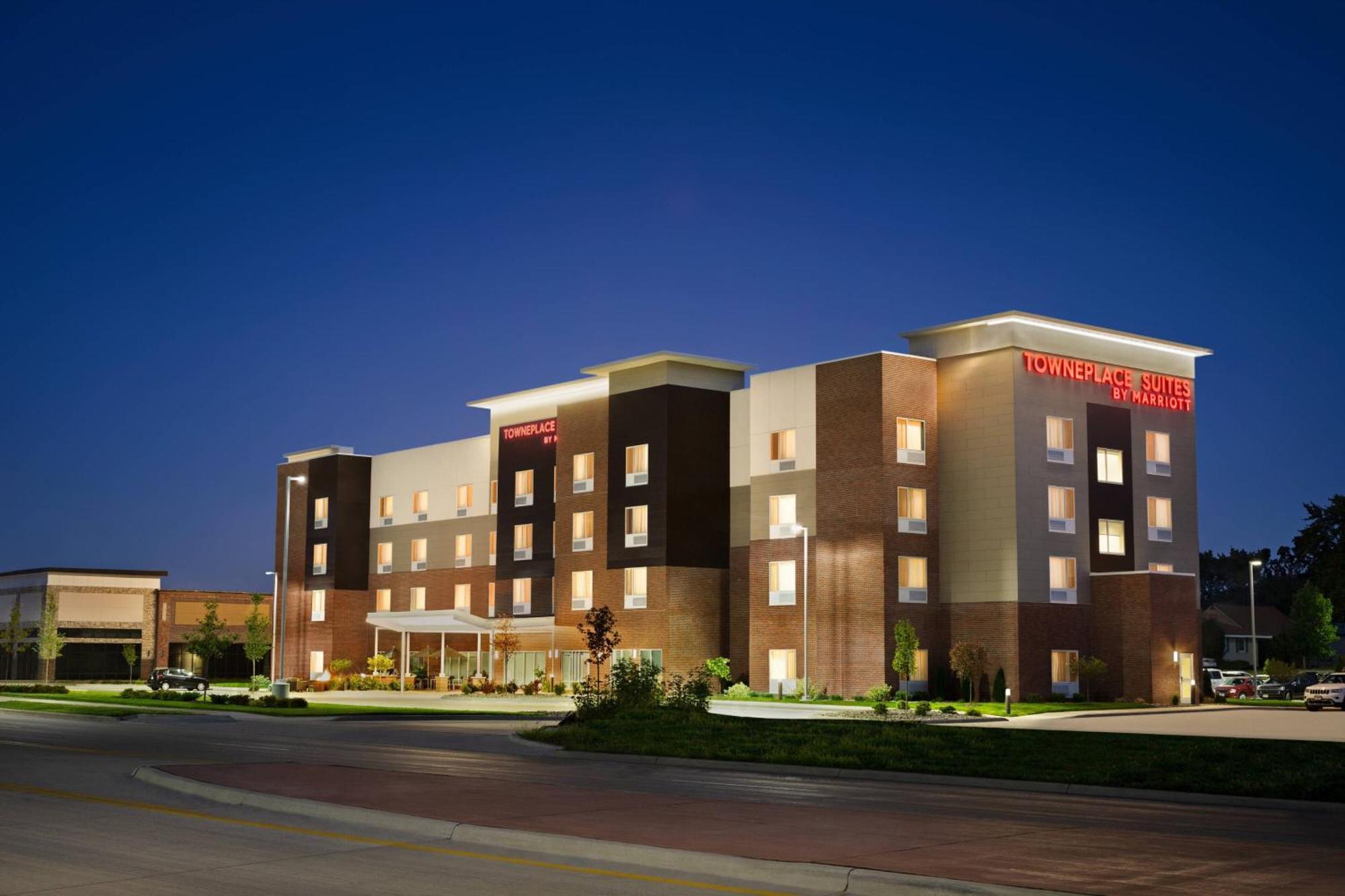 Towneplace Suites Cedar Rapids Marion Экстерьер фото